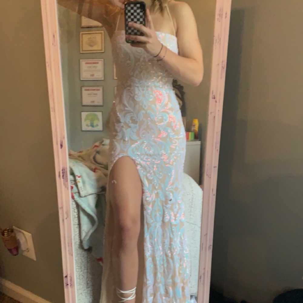 PROM DRESS